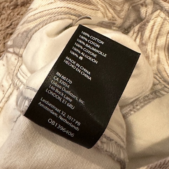 Urban Outfitters BDG High Waisted Skate Baggy Wide Leg Jean Size 26 - Picture 16 of 16